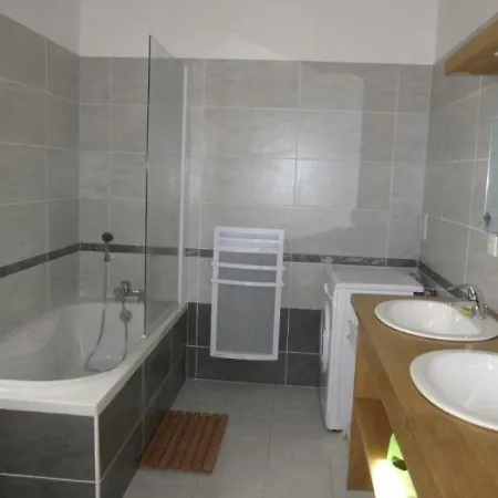 House De Chalvet Дом отдыха