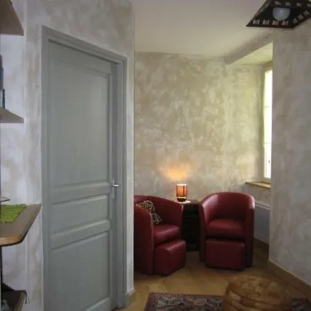 House De Chalvet